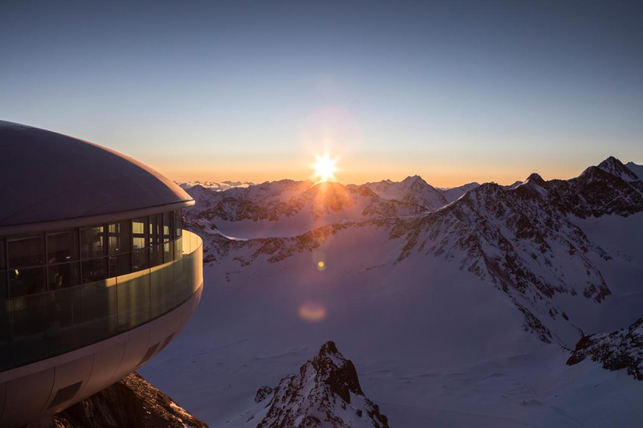 Hotel Mittagskogel Pitztal 4*