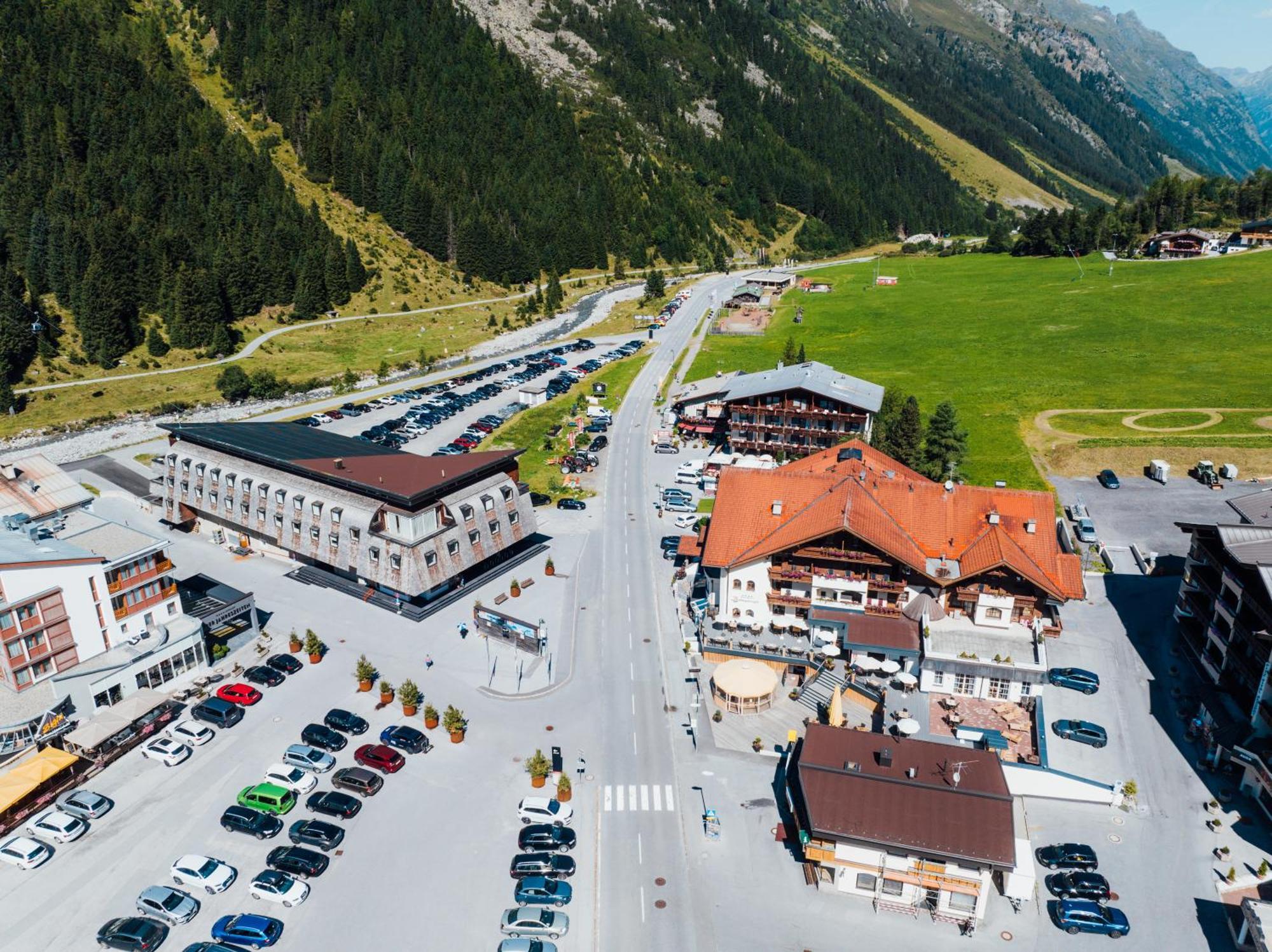 Hotel Mittagskogel Pitztal 4*